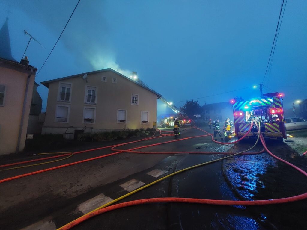 Vosges : important incendie à Badménil-aux-Bois