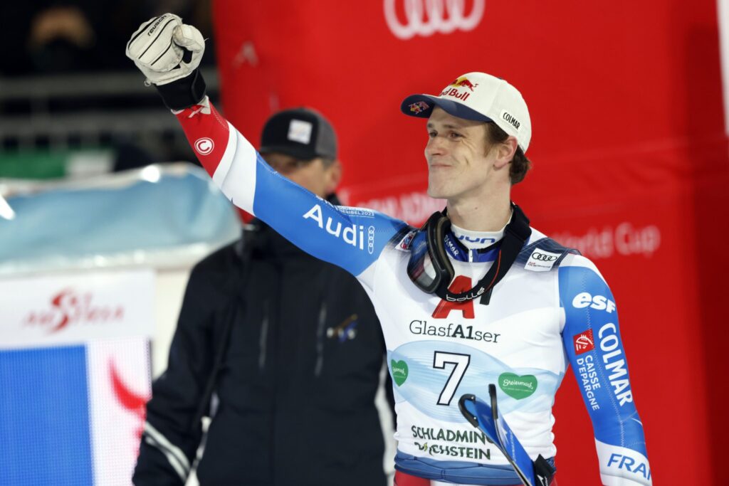 Le Vosgien Clément Noël remporte le slalom de Schladming en coupe du monde de ski alpin